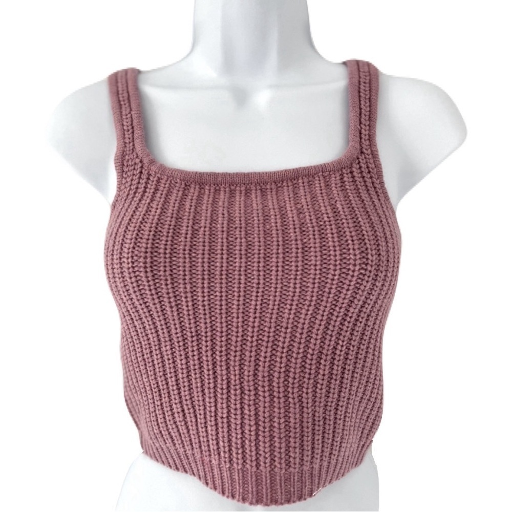 Aeropostale/ Knit crop top/ Lavender colour/ Stretchy/ Size US M